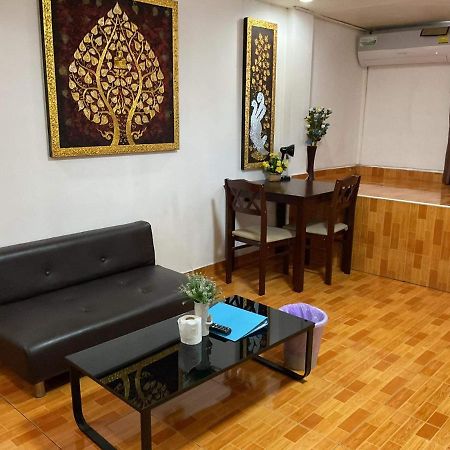 Zappa Guesthouse Pattaya Eksteriør billede